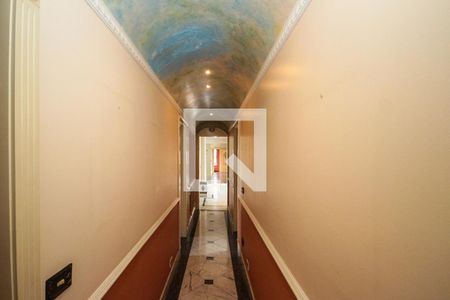 Apartamento à venda com 886m², 3 quartos e 6 vagas Apartamento à venda com 886m², 3 quartos e 6 vagasCorredor