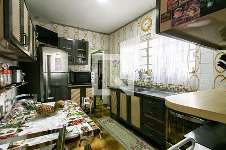 Casa à venda com 100m², 3 quartos e 2 vagas Casa à venda com 100m², 3 quartos e 2 vagasCozinha