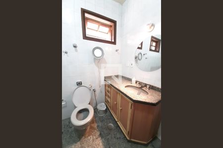 Casa para alugar com 1300m², 5 quartos e 3 vagasBanheiro da Suíte