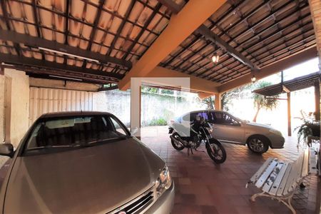 Casa para alugar com 1300m², 5 quartos e 3 vagasGaragem