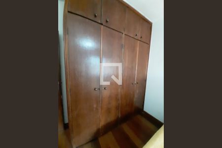 Casa para alugar com 1300m², 5 quartos e 3 vagasQuarto 3