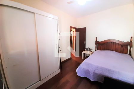 Casa para alugar com 1300m², 5 quartos e 3 vagasQuarto 1