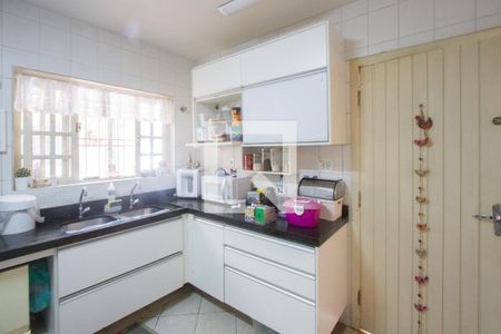 Casa à venda com 140m², 3 quartos e 2 vagasCozinha