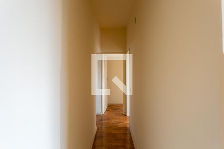Corredor de apartamento à venda com 4 quartos, 124m² em Centro, Belo Horizonte