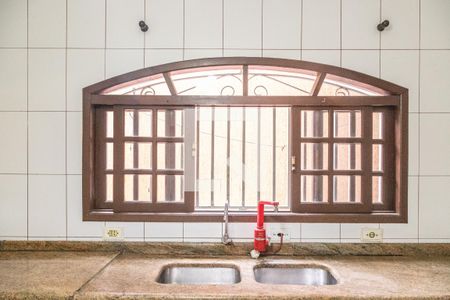 Casa para alugar com 140m², 3 quartos e 2 vagas Casa para alugar com 140m², 3 quartos e 2 vagasCozinha