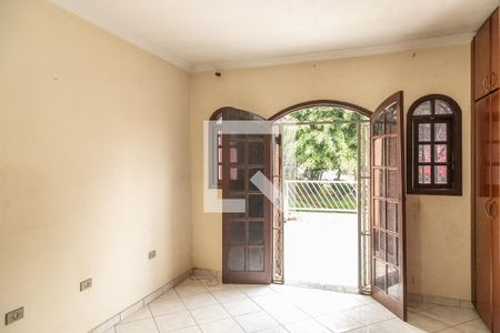 Casa para alugar com 140m², 3 quartos e 2 vagas Casa para alugar com 140m², 3 quartos e 2 vagasSuíte