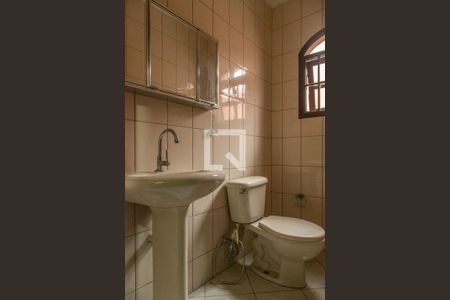 Lavabo de casa para alugar com 3 quartos, 140m² em Vila Guilhermina, São Paulo
