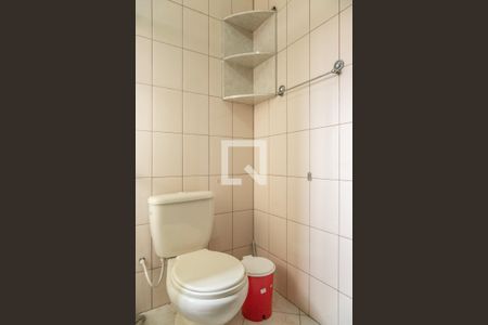Casa para alugar com 140m², 3 quartos e 2 vagas Casa para alugar com 140m², 3 quartos e 2 vagasBanheiro