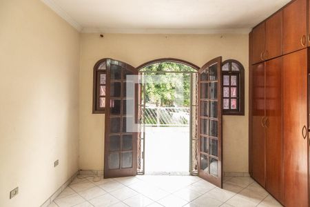 Casa para alugar com 140m², 3 quartos e 2 vagas Casa para alugar com 140m², 3 quartos e 2 vagasSuíte