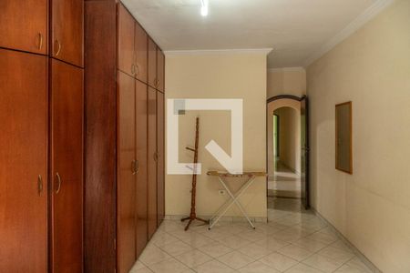 Casa para alugar com 140m², 3 quartos e 2 vagas Casa para alugar com 140m², 3 quartos e 2 vagasSuíte