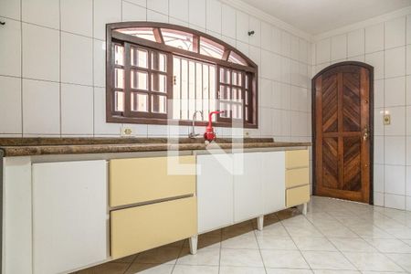 Casa para alugar com 140m², 3 quartos e 2 vagas Casa para alugar com 140m², 3 quartos e 2 vagasCozinha