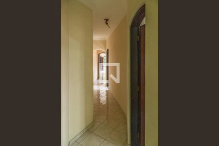 Casa para alugar com 140m², 3 quartos e 2 vagas Casa para alugar com 140m², 3 quartos e 2 vagasCorredor