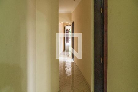 Casa para alugar com 140m², 3 quartos e 2 vagas Casa para alugar com 140m², 3 quartos e 2 vagasCorredor