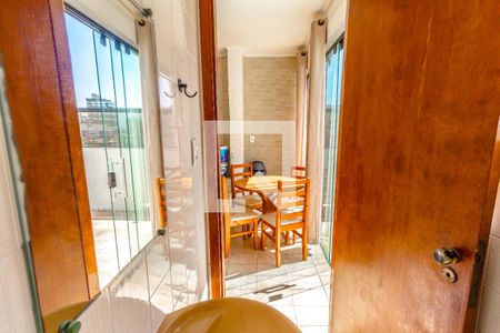 Lavabo de apartamento para alugar com 2 quartos, 100m² em Caiçara, Praia Grande