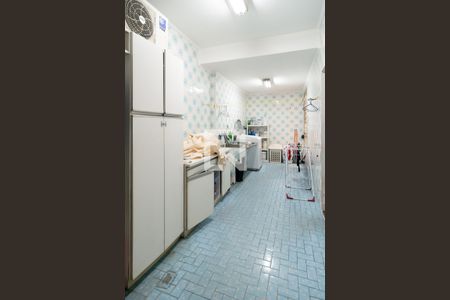 Casa à venda com 690m², 4 quartos e 4 vagasÁrea de Serviço