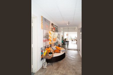 Casa à venda com 690m², 4 quartos e 4 vagasSaleta