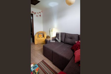 Casa à venda com 690m², 4 quartos e 4 vagasEscritório