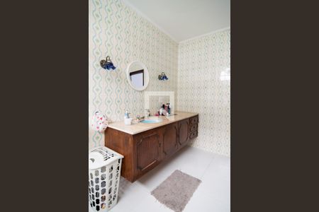 Casa à venda com 690m², 4 quartos e 4 vagasBanheiro Quarto 4 - Suíte