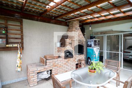 Casa à venda com 690m², 4 quartos e 4 vagasChurrasqueira