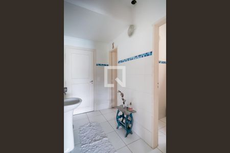 Casa à venda com 690m², 4 quartos e 4 vagasBanheiros