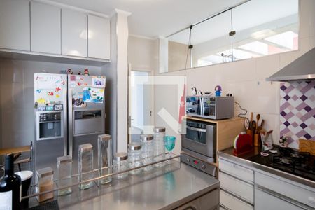 Casa à venda com 690m², 4 quartos e 4 vagasCozinha