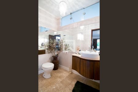 Casa à venda com 690m², 4 quartos e 4 vagasLavabo