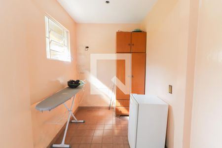 Casa à venda com 460m², 4 quartos e 6 vagas Casa à venda com 460m², 4 quartos e 6 vagasSuite - Empregada