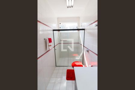 Casa à venda com 460m², 4 quartos e 6 vagas Casa à venda com 460m², 4 quartos e 6 vagasBanheiro Social Parte de Cima