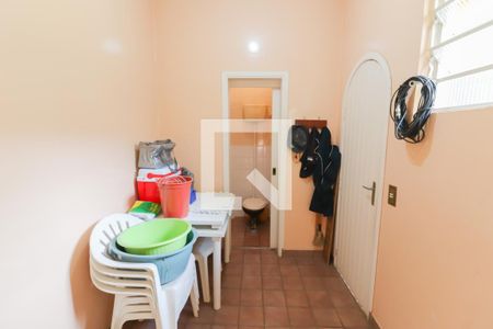 Casa à venda com 460m², 4 quartos e 6 vagas Casa à venda com 460m², 4 quartos e 6 vagasSuite - Empregada