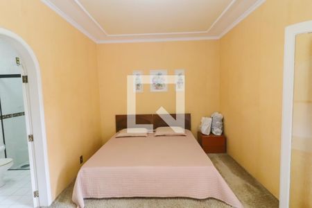 Casa à venda com 460m², 4 quartos e 6 vagas Casa à venda com 460m², 4 quartos e 6 vagasSuite 1