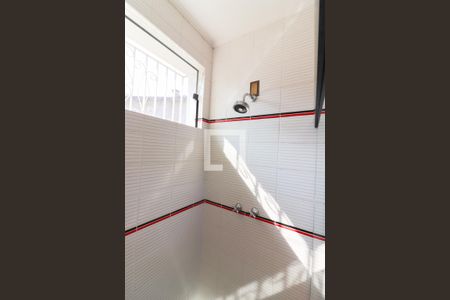 Casa à venda com 460m², 4 quartos e 6 vagas Casa à venda com 460m², 4 quartos e 6 vagasBanheiro Social Parte de Cima