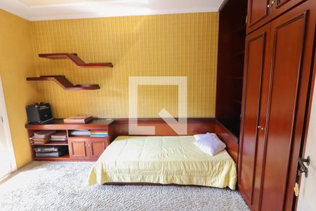 Casa à venda com 460m², 4 quartos e 6 vagas Casa à venda com 460m², 4 quartos e 6 vagasQuarto 2