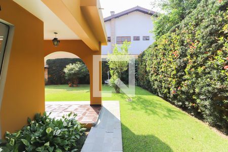 Casa à venda com 460m², 4 quartos e 6 vagas Casa à venda com 460m², 4 quartos e 6 vagasJardins / Churrasqueira