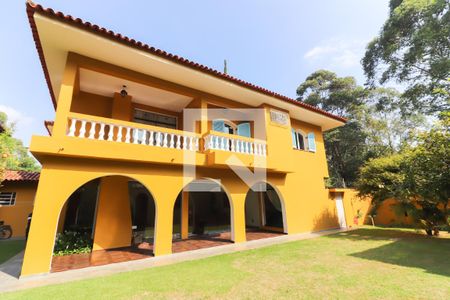 Casa à venda com 460m², 4 quartos e 6 vagas Casa à venda com 460m², 4 quartos e 6 vagasJardins / Churrasqueira