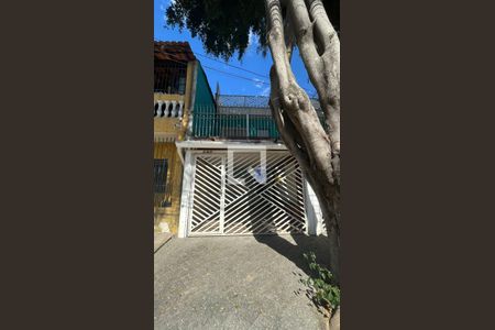 Casa à venda com 140m², 2 quartos e 1 vagaFachada