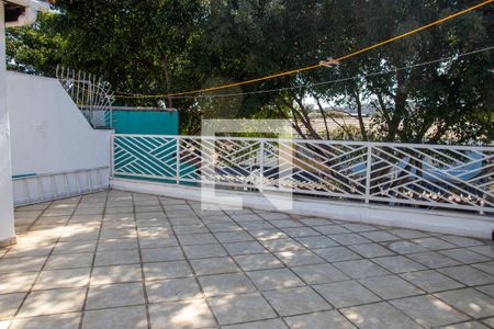 Casa à venda com 140m², 2 quartos e 1 vagaQuintal