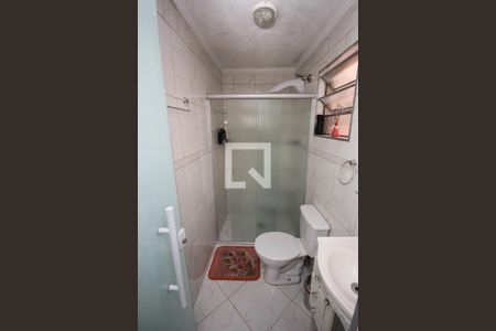 Casa à venda com 119m², 2 quartos e 2 vagasBanheiro casa 02