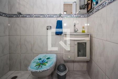 Casa à venda com 119m², 2 quartos e 2 vagasBanheiro Social