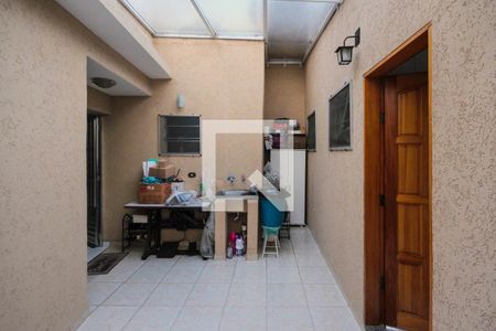 Casa à venda com 119m², 2 quartos e 2 vagasQuintal
