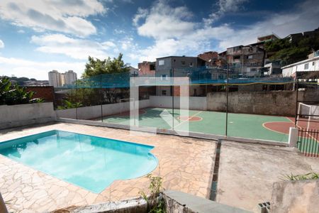 Apartamento à venda com 65m², 2 quartos e 1 vaga Apartamento à venda com 65m², 2 quartos e 1 vagaÁrea comum - Piscina