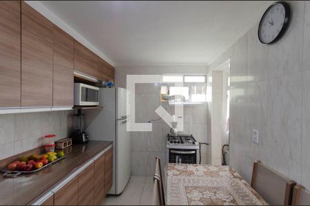 Apartamento à venda com 57m², 2 quartos e 1 vaga Apartamento à venda com 57m², 2 quartos e 1 vagaCozinha