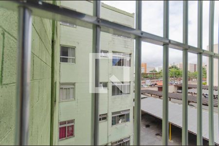 Vista Sala de apartamento à venda com 2 quartos, 57m² em Conjunto Habitacional Padre Manoel da Nóbrega, São Paulo