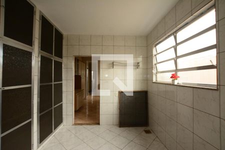 Apartamento para alugar com 120m², 3 quartos e 1 vagaÁrea de serviço