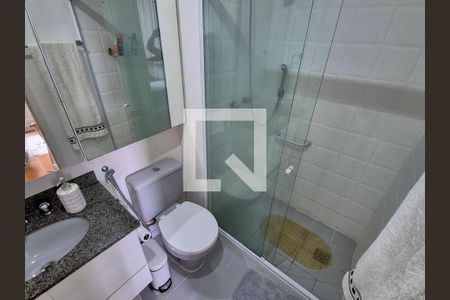 Apartamento à venda com 90m², 3 quartos e 2 vagas Apartamento à venda com 90m², 3 quartos e 2 vagasBanheiro da Suíte