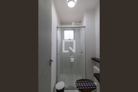 Apartamento à venda com 50m², 2 quartos e 1 vaga Apartamento à venda com 50m², 2 quartos e 1 vagaBanheiro
