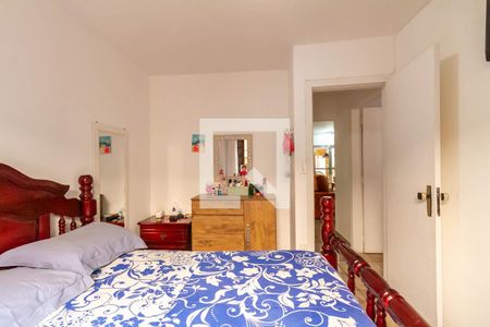 Casa à venda com 220m², 4 quartos e 2 vagas Casa à venda com 220m², 4 quartos e 2 vagasQuarto 2