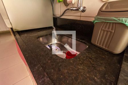 Casa à venda com 220m², 4 quartos e 2 vagas Casa à venda com 220m², 4 quartos e 2 vagasCozinha