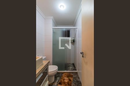 Apartamento à venda com 131m², 3 quartos e 3 vagas Apartamento à venda com 131m², 3 quartos e 3 vagasBanheiro da Suite 1