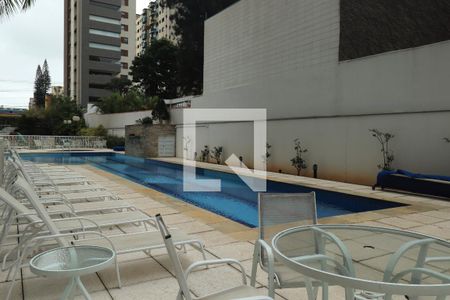 Apartamento à venda com 131m², 3 quartos e 3 vagasÁrea comum - Piscina