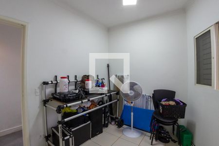 Casa à venda com 230m², 3 quartos e 4 vagasQuarto 2